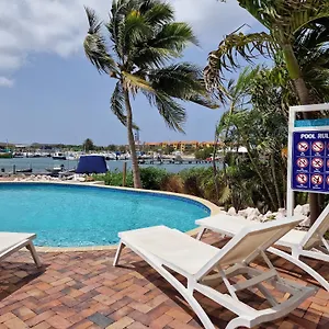 Luxury Appt For 6: Mesmerizing Spanish Water View Jan Thiel